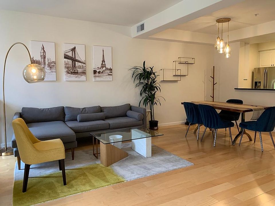 1st image of 1951 Ofarrell St APT 204