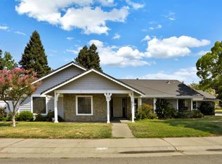 909 Sunwind Way, Sacramento, CA 95831