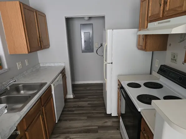 3921 Mohawk Ct, Charlotte, NC 28215