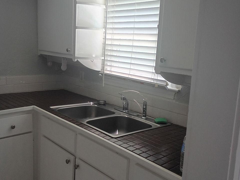 1st image of 1628 9th St APT C