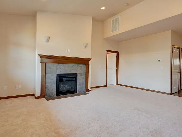 1640 SW Downfield Way — Photo 11