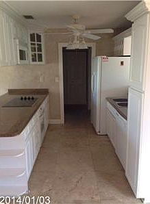5th image of 1604 SE 10th Ave