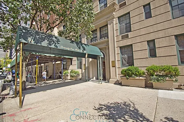 Rented by City Connections Realty | media 7