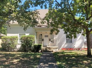 930-932 N Locust St, Denton, TX 76201