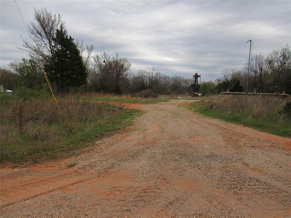 2nd image of 24387 Morvin Rd