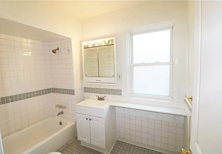 193 Castle Shannon Blvd #2 — Photo 11