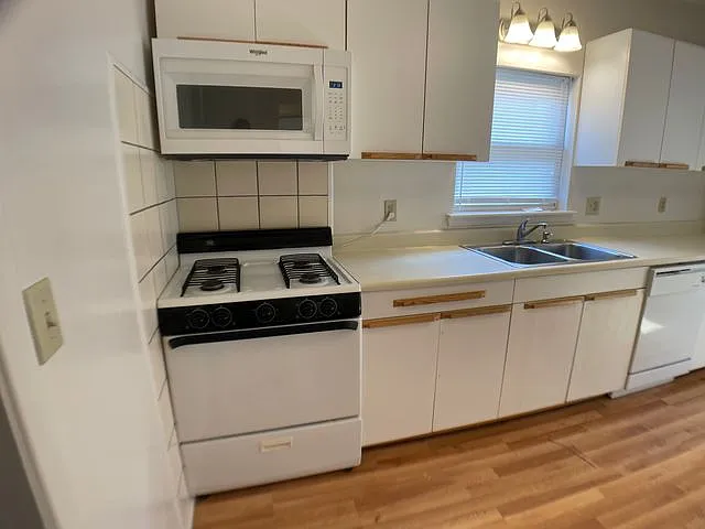 217 Chestnut St #2 — Photo 10
