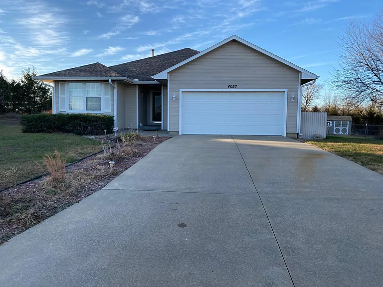 4037 NW Krysten St — Photo 1