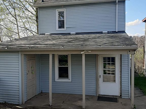 4th image of 417 Reynolds St