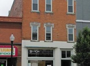 118 W Grand River Ave, Williamston, MI 48895