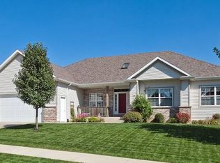 4934 Scenic View Dr SW, Rochester, MN 55902