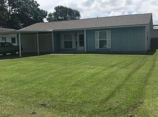 2625 Staton Ln, Port Neches, TX 77651