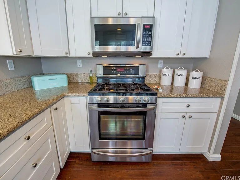 17956 Lariat Dr — Photo 6