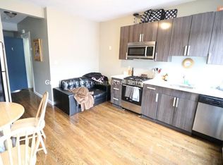 43 Charter St #44, Boston, MA 02113