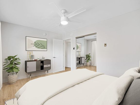4th image of 1945 S Garth Ave APT 3