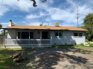 20470 Terry Ln, Redding, CA 96002