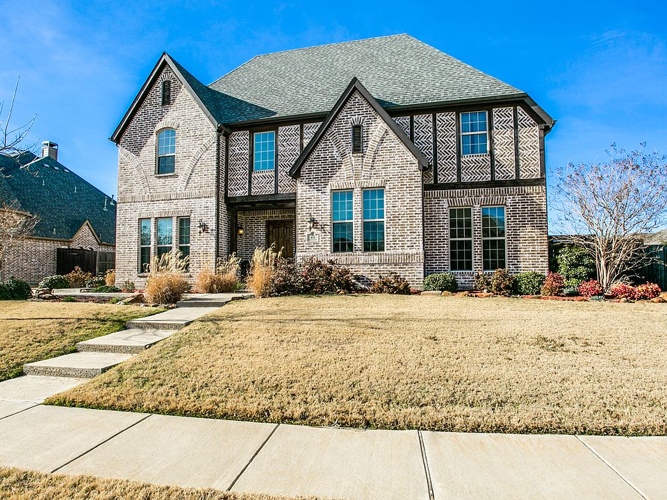 1st image of 411 Glenbrook Dr