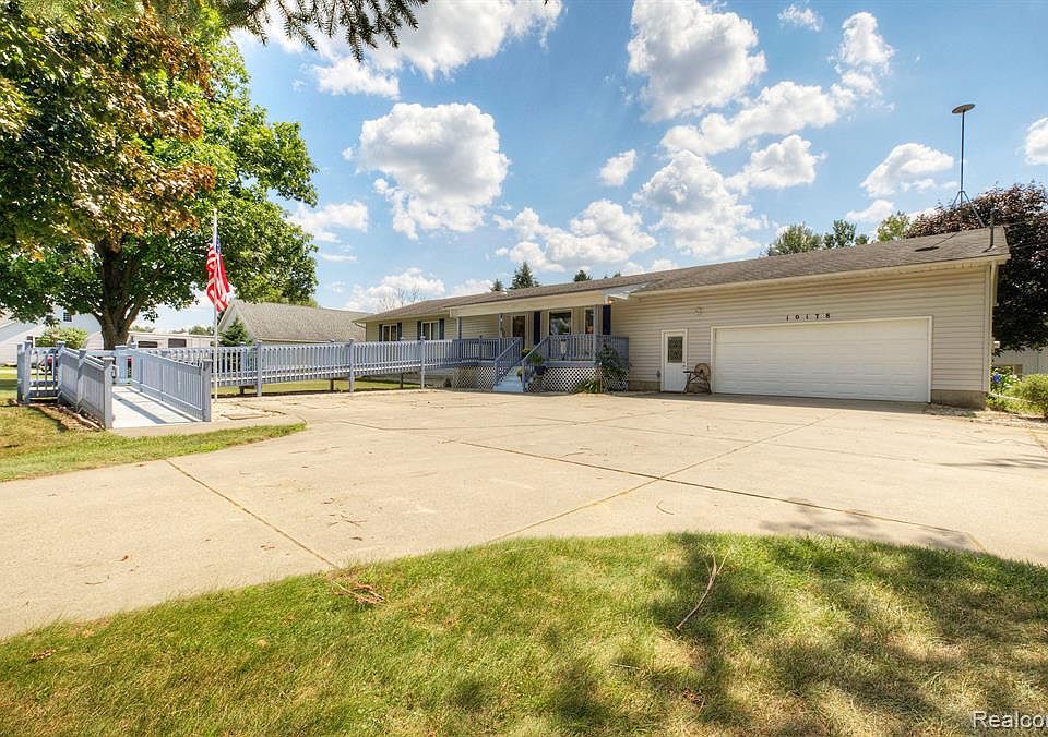 10178 E Richfield Rd, Davison, MI 48423 Zillow