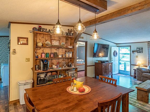 4th image of 57 Elm Ct