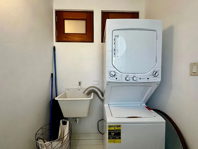 1 Condominio Almendro Ter #4 — Photo 15