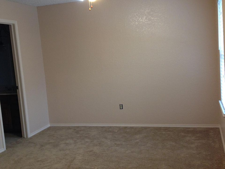 1st image of 505 Pecan Acres Ct #505