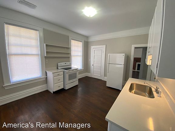 4th image of 1715 13th Ave S #10658703