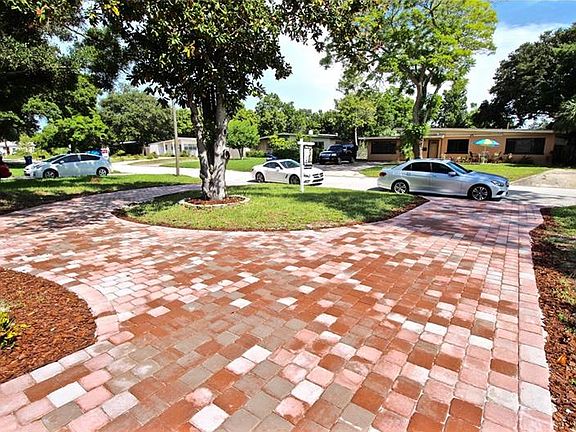 3rd image of 6342 21st Ave N