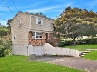 420 Willis Ave, Hawthorne, NY 10532
