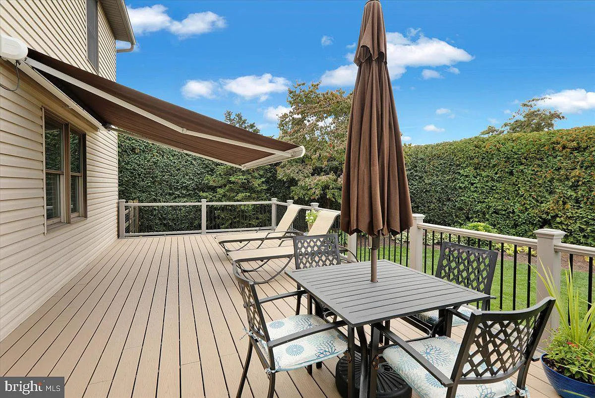 4 bed, 2142 sqft, $3,850 — Photo 3