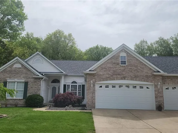 607 Winding Creek Dr, Wentzville, MO 63385