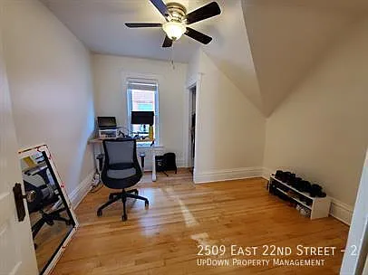 2509 E 22nd St #2 — Photo 4