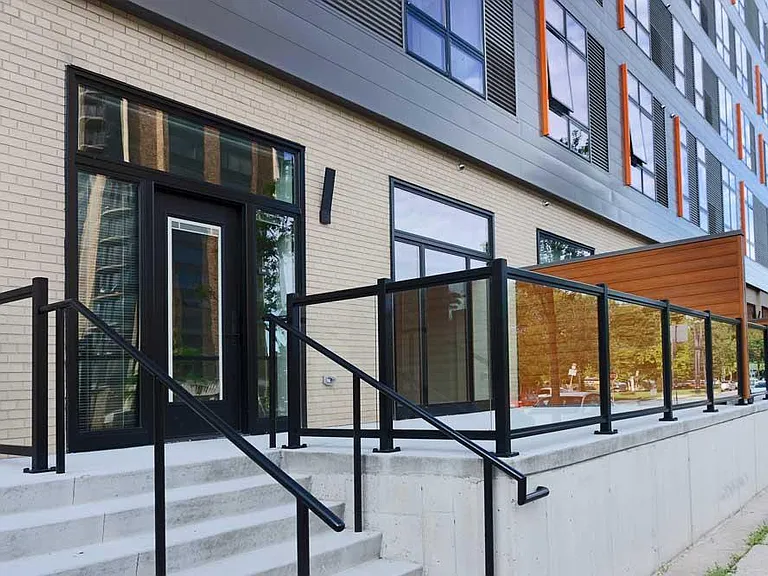Townhouse front patio & entrance