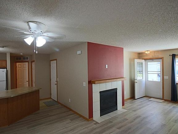 4th image of 2567 Yellowstone Dr