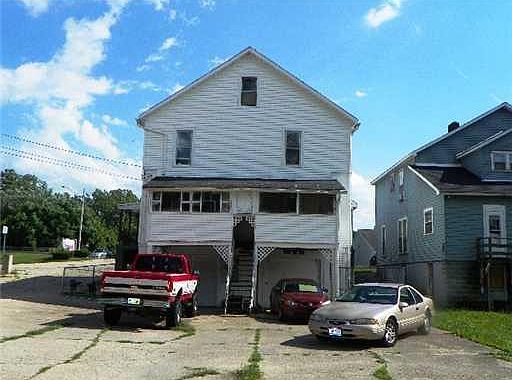 3rd image of 424 & 426 E Court St
