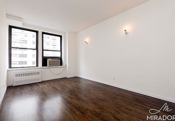 2nd image of 65 4th Ave APT 4E