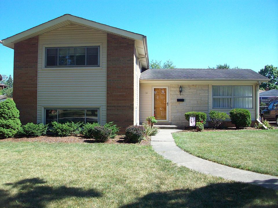 1st image of 51 Jacquelyn Dr
