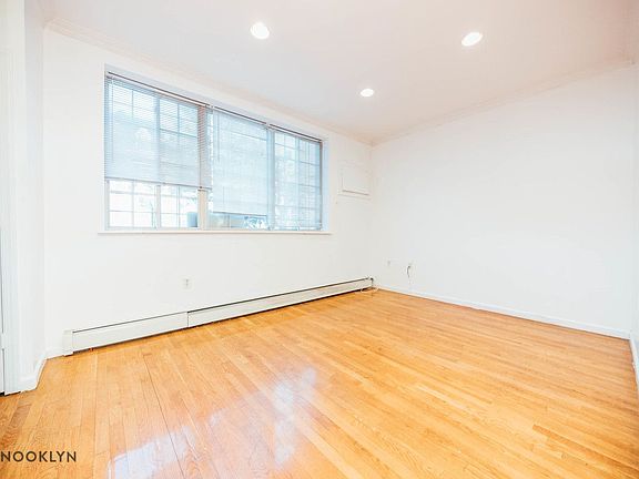 5th image of 444 Willoughby Ave #A