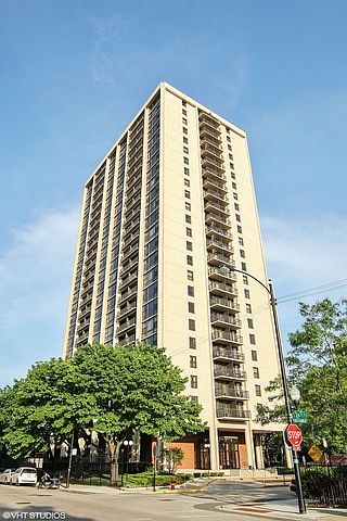 1st image of 2605 S Indiana Ave Unit 403