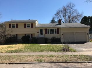 298 Katona Dr, Fairfield, CT 06824