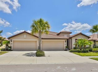 326 Mystic Falls Dr, Apollo Beach, FL 33572