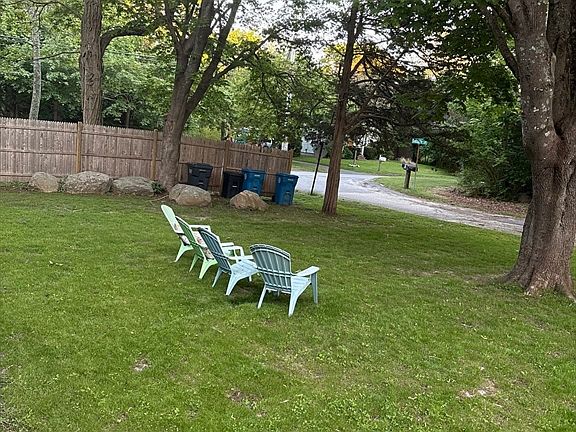 2nd image of 794 Sandwich Rd