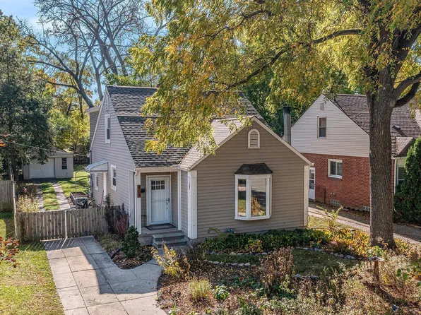 809 W Maplehurst St, Ferndale, MI 48220