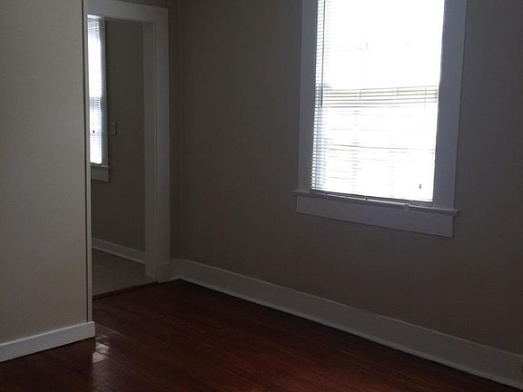 4th image of 1719 Lowerline St