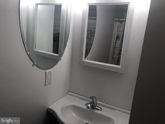 4th image of 18 69th St Unit 8