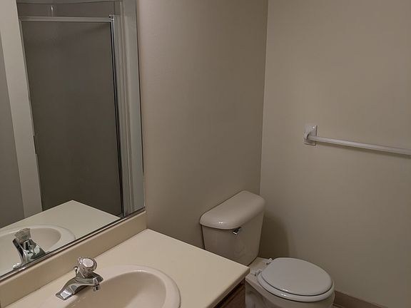 5th image of 54 Hart Pl APT 7