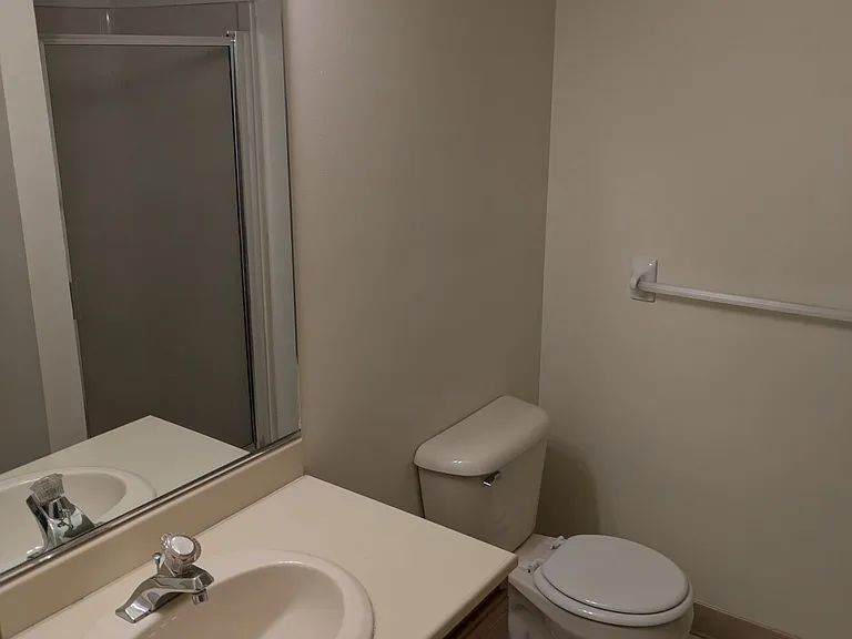 54 Hart Pl #7 — Photo 5