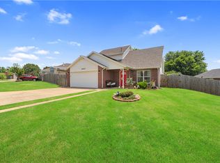 2947 Beaver Creek St, Springdale, AR 72764