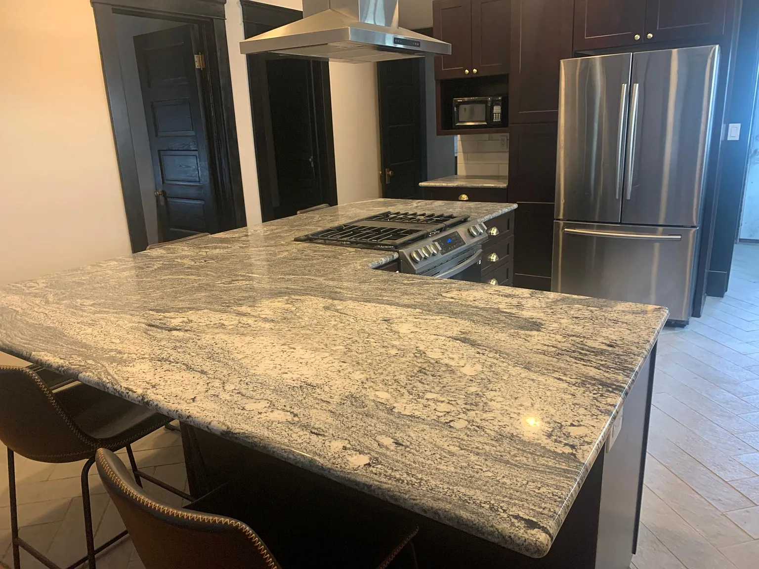 2 bed, 800 sqft, $1,295 — Photo 3