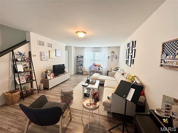 4th image of 2773 Cedar Grove Dr