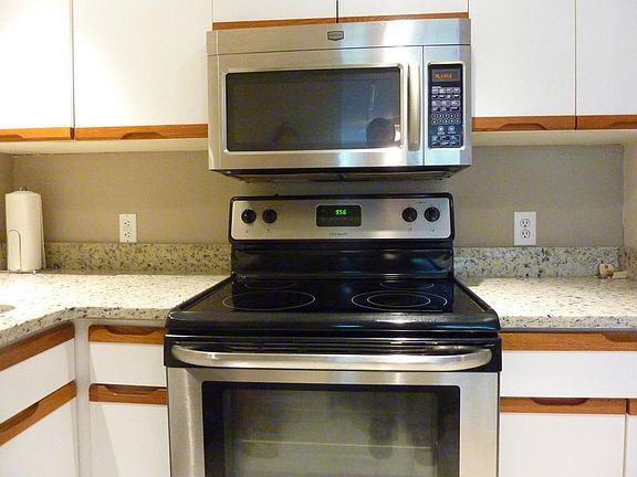 5th image of 2749 Sullins St APT 311